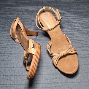 Ellemenno Strappy Heeled Sandals Genuine Leather And Tan Suede Size 8.5